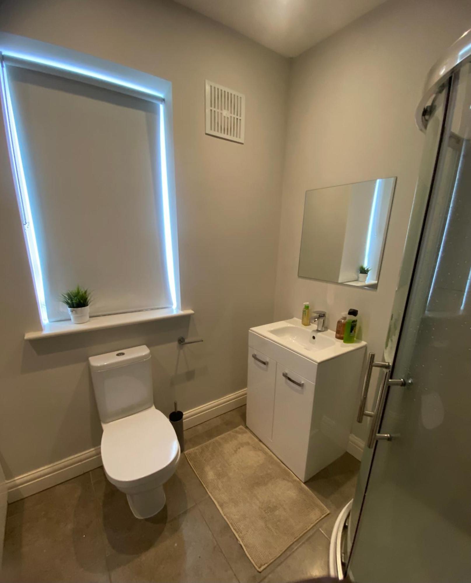 Extra Large Room In New House At Citywest Dublin Exterior photo